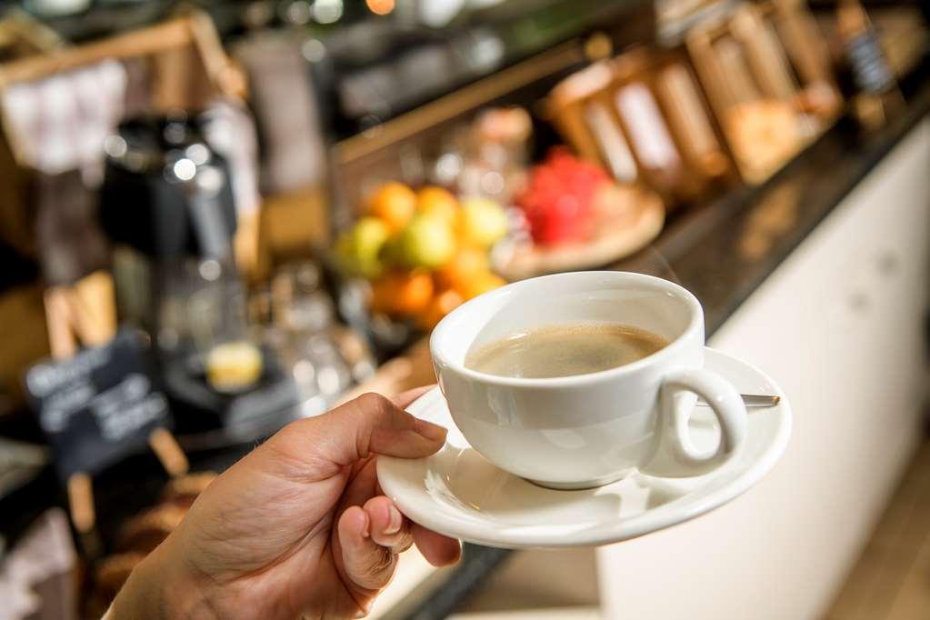 Campanile Hotel & Restaurant Arnhem - 제벤나르 레스토랑 사진
